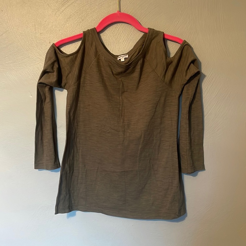 B62 Girls cold shoulder olive green top
